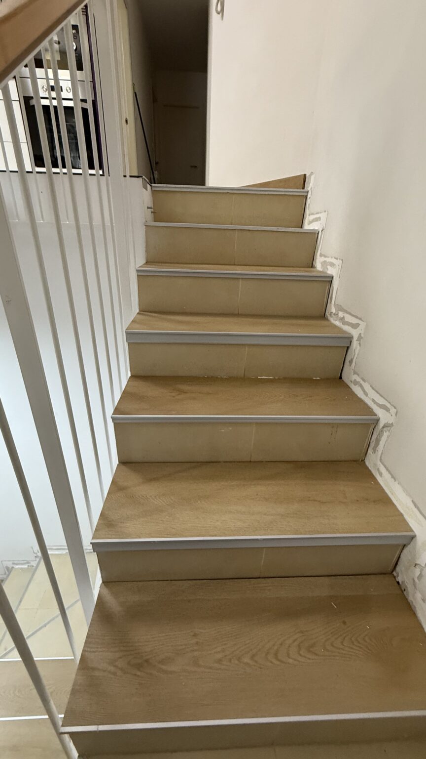 forrado de escaleras con borde